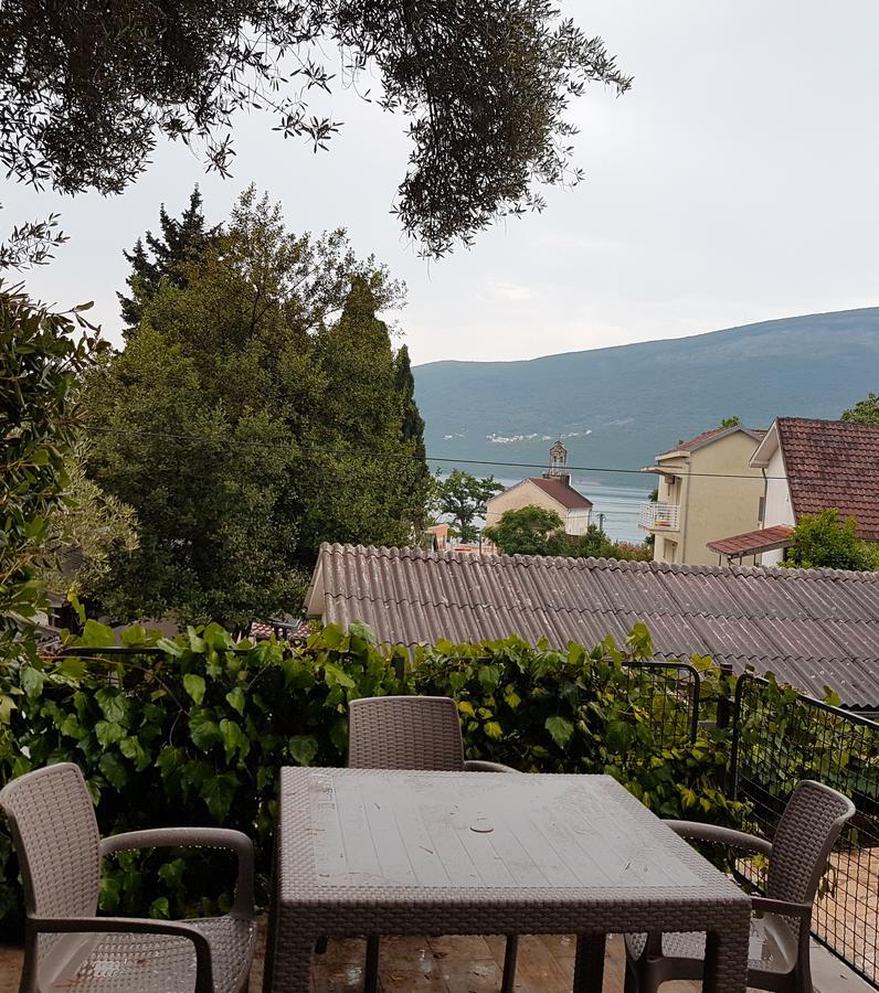 Smokva Apartments Herceg Novi Exteriör bild